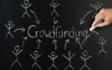 To nie młodzi rządzą w crowdfundingu