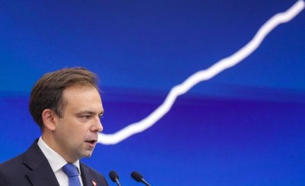 Minister finansów i gospodarki Andrzej Domański na konferencji prasowej