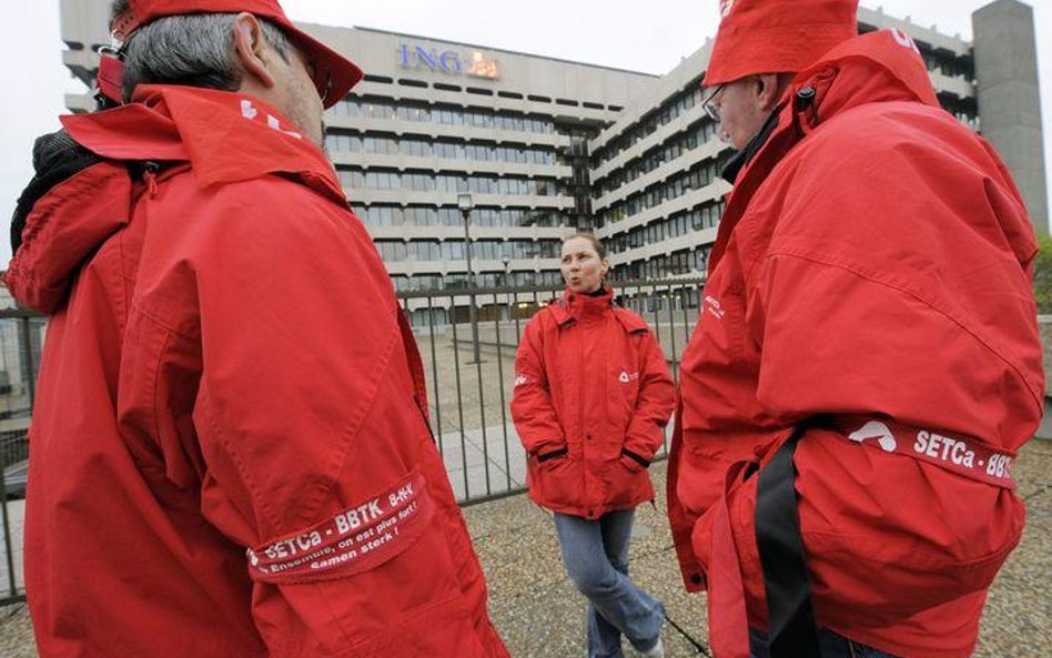 Pracownicy ING zrzeszeni w związku Setca - BBTK protestują w Brukseli