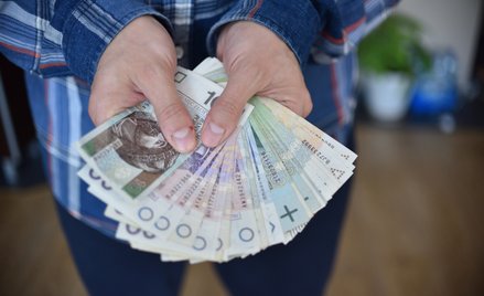 "Renta alkoholowa" w 2025 roku. Ile wynosi, kto może ją otrzymać