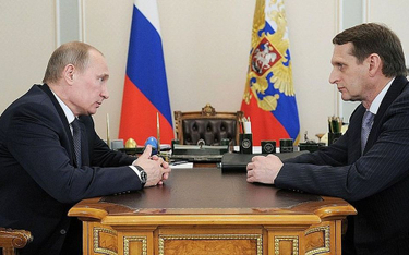 Prezydent Rosji Władymir Putin i dyrektor Służby Wywiadu Zewnętrznego Siergiej Naryszkin