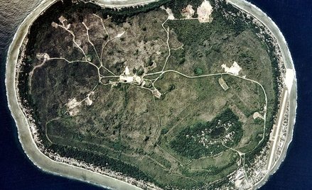 Wdowa po uchodźcy, który dokonał samospalenia, pozywa Australię