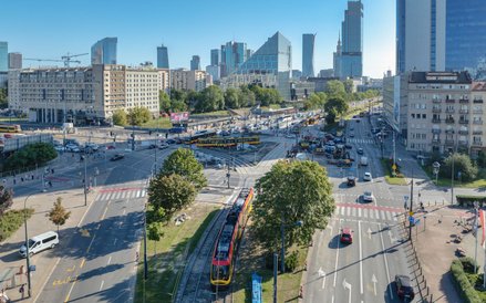 Plac Zawiszy pod Strony ul. Grójeckiej