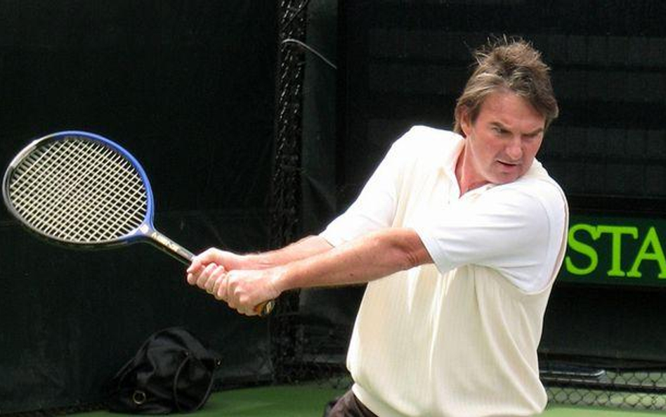 Drogę przetarł Jimmy Connors ze swym własnym amerykańskim cyklem zawodów dla tenisistów, którzy ukoń