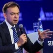 Domański naciska na Brukselę. Rosyjskie miliardy mają pomóc Ukrainie
