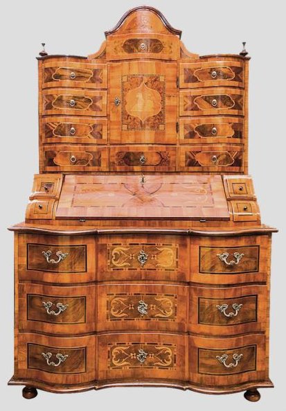 Od 22 tys. zł rozpocznie się licytacja sekretery z XVIII wieku.