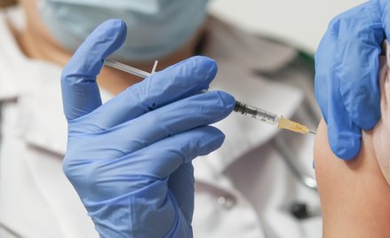Ekspert wskazuje, że najlepszym sposobem na budowanie odporności organizmu są szczepienia