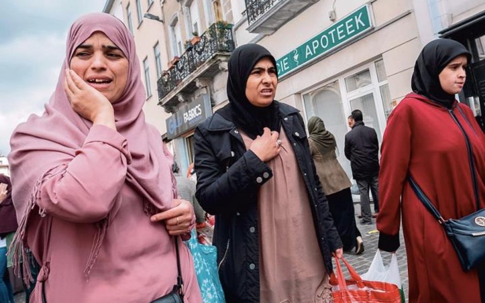 Owszem brukselska dzielnica Molenbeek jest biedna. Jest też zdominowana przez imigrantów, przede wsz