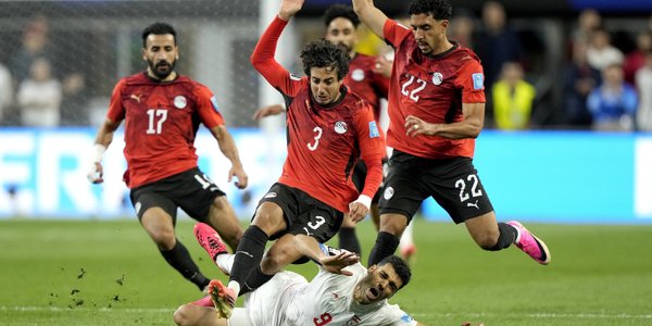 Dramat Iranu przy tęczowych flagach w Seattle. Przebudzenie Belgii