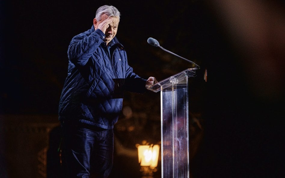 Czy eurosceptyczna prawica w Polsce i innych krajach żegna się nie tylko z Viktorem Orbánem, ale też