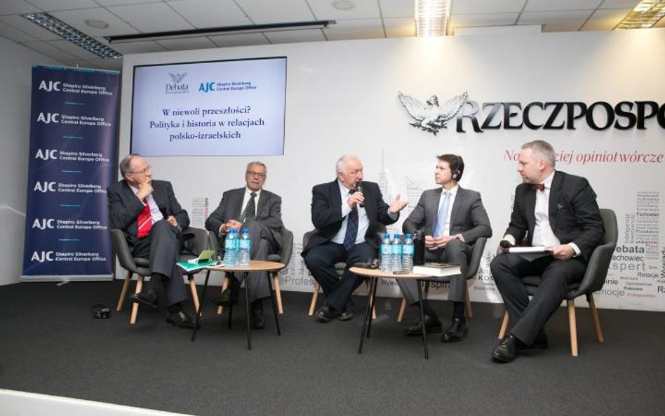Uczestnicy debaty wskazywali, że mówiąc o wspólnej historii, nie wolno generalizować roli ani też za