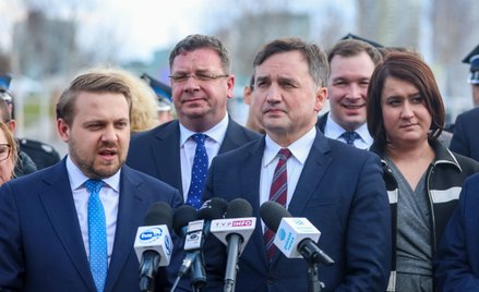 Zbigniew Ziobro w Solidarnej Polsce otacza się młodymi politykami, którzy przejmują błędy starych