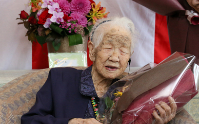 116-letnia Japonka Kane Tanaka to najstarsza mieszkanka ziemi. Ludzie starzy wcale nie muszą być wyk