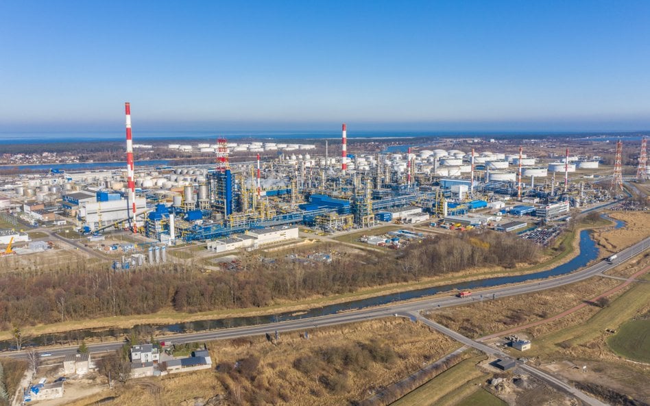 Saudi Aramco jest właścicielem 30 proc. udziałów w Rafinerii Gdańskiej, pozostałe należą do Orlenu. 