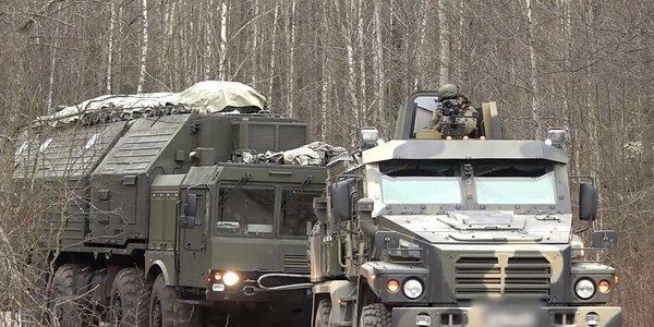 Yandex Maps conceals missile bases near Kronstadt with cloned forest textures