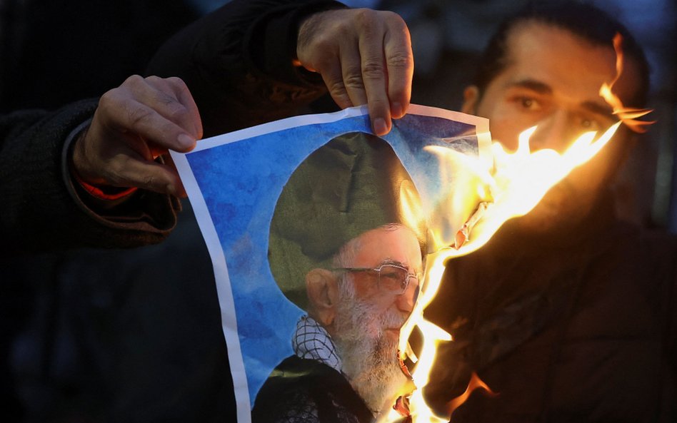 W wielu miastach w Europie trwają manifestacje poparcia dla protestujących w Iranie