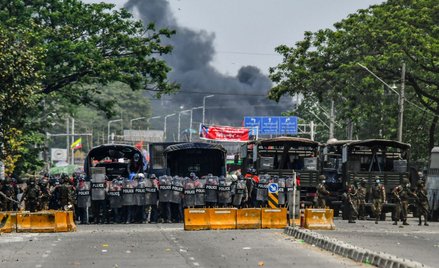 Mjanma: Zamieszki w mieście Rangun. Są ofiary, płonęły fabryki