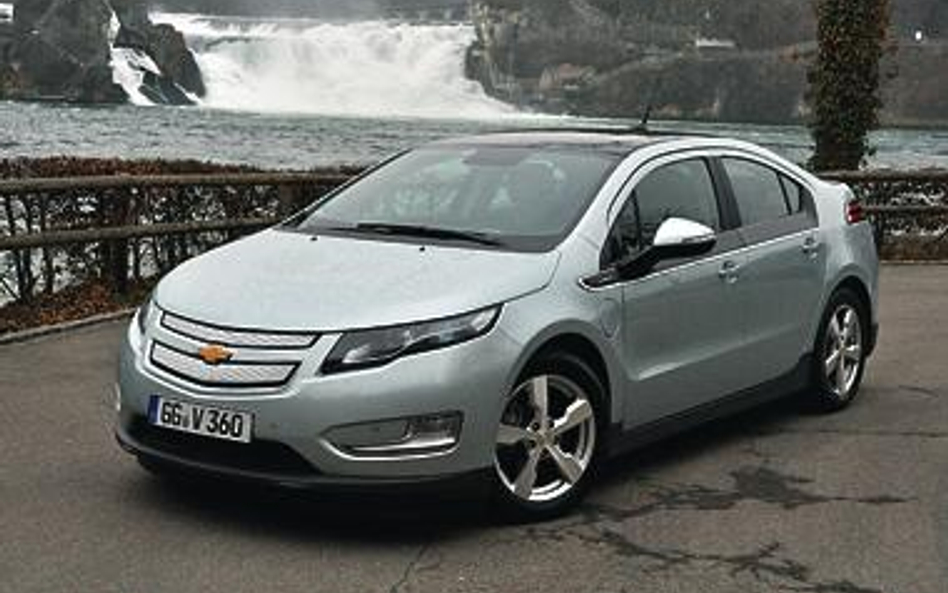 Chevrolet volt poruszany jest przez silnik elektryczny, ale na pokładzie ma silnik z corsy dla doład