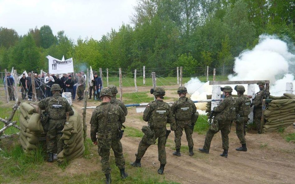 Ćwiczenia żandarmów w Orzyszu