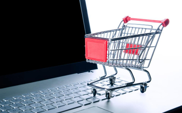 Handel w internecie a VAT: nie można zmienić paragonu na fakturę, gdy kupujący pomylił się w zamówieniu