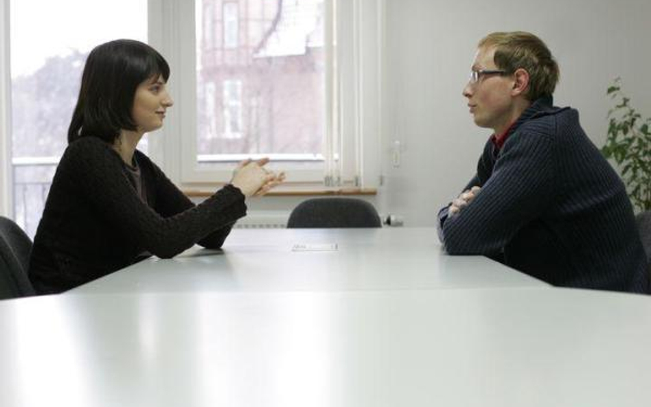 Choć prawie dwie trzecie firm zapewnia, że dba o relacje z osobami, które starają się u nich o pracę