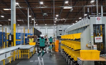 Roboty humanoidalne pojawiły się w magazynach Amazona. Firma forsuje AI i robotyzację