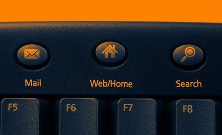 Ułatwienia ksiąg wieczystych: Dokumenty nieruchomości sąd prześle e-mailem.