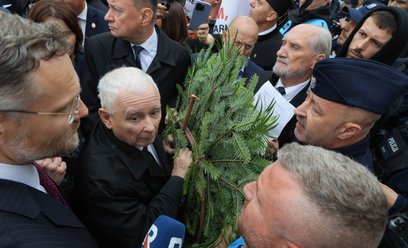 Prezes PiS Jarosław Kaczyński, szef Kancelarii Prezydenta RP Zbigniew Bogucki i poseł PiS Antoni Mac