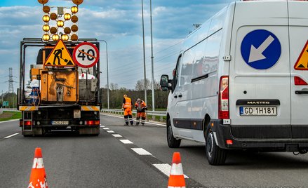 Budowa trzeciego pasa na A2 oznacza wielokilometrowe korki