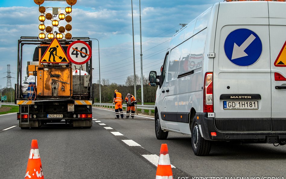 Uwaga na tych trasach. Remonty dróg przyhamują wyjazdy na majówkę