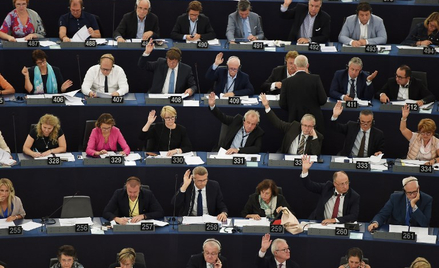Europosłowie PO głosowali za uruchomieniem artykułu 7 wobec Węgier