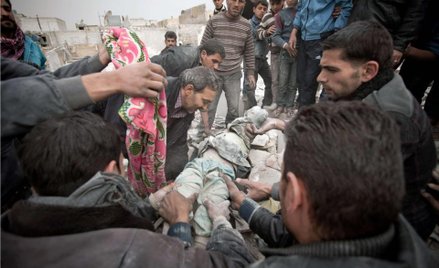 Pogrzeb syryjskiego dziecka. UNICEF i Save the Children nie wiedzą, ile spośród 70 tys. ofiar wojny 