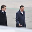 Rzecznik rządu Piotr Müller i premier Mateusz Morawiecki