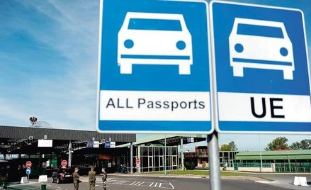 Kilometrowe kolejki ustawiają się na przejściach granicznych pomiędzy Polską i Ukrainą