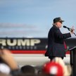 Trump znów straszy na giełdach