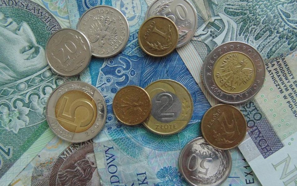 Sondaż: połowa z nas źle ocenia sytuację ekonomiczną w kraju