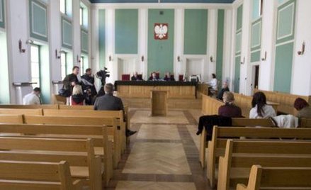 Sąd musi uwzględnić zwolnienie lekarskie