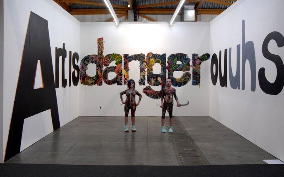 Enrique Marty, z serii "Arts is Dangerous" (Pablo and Ruth), 2010; Wystawa na Europejski Kongres Kul