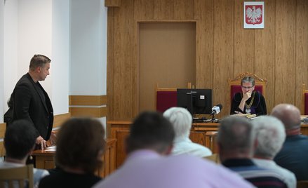 Odbyła się pierwsza rozprawa z oskarżenia prywatnego Zbigniewa Komosy przeciwko prezesowi PiS Jarosł
