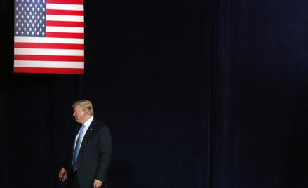 Trump zrywa umowę pocztową, bo paczki z Chin są za tanie