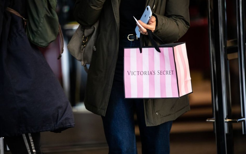 Firma Victoria's Secret sprzedana. Wiadomo, ile jest warta