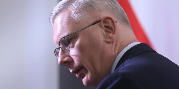 Estera Flieger: MAGA dilettante. We are not doomed to alleged  realism