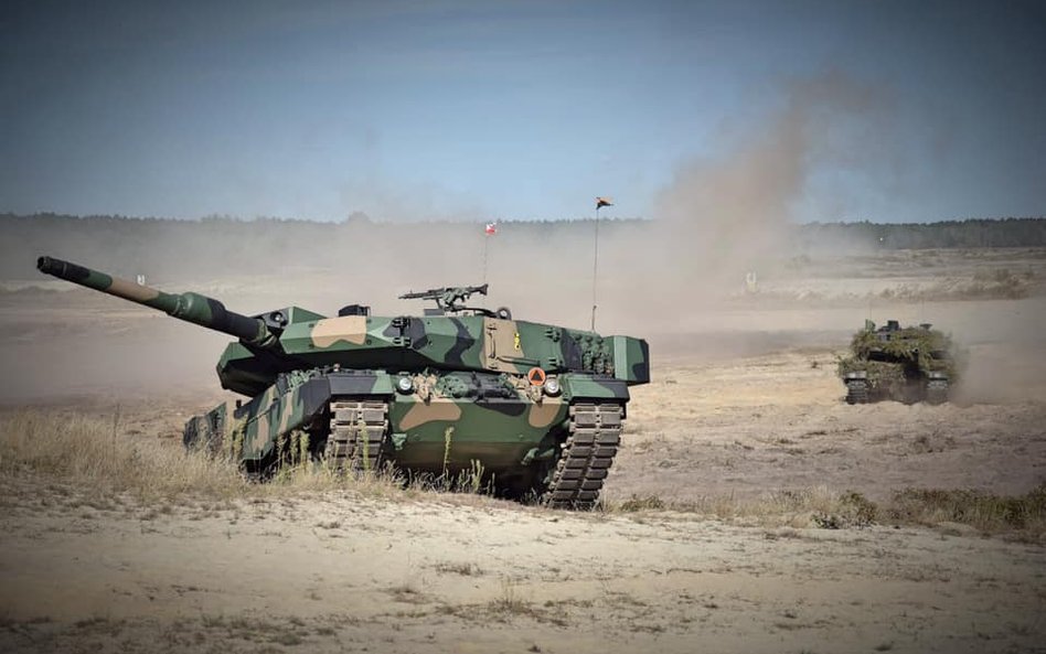 Pierwsze zmodernizowane do standardu 2PL czołgi Leopard 2A4 trafiły niedawno do jednostek Wojsk Lądo