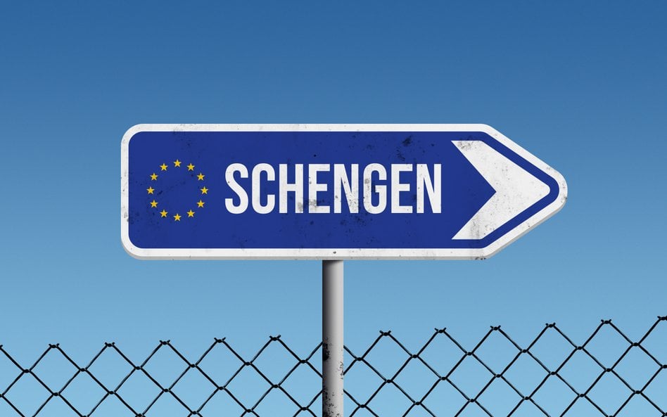 Włochy zawieszają umowę z Schengen z Hiszpanią. Wracają kontrole