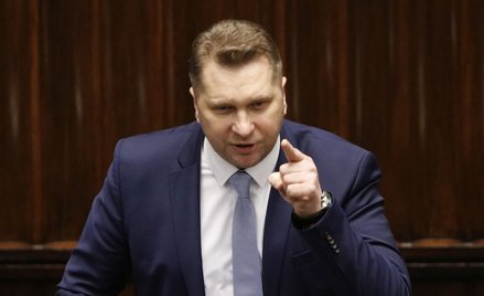 Minister Przemysław Czarnek (na zdjęciu) używa ideologii do prowadzenia bieżących wojen politycznych
