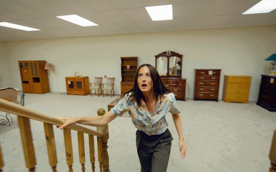 „Backrooms. Bez wyjścia”