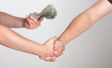 Czy fundator może finansować fundację rodzinną poprzez pożyczki