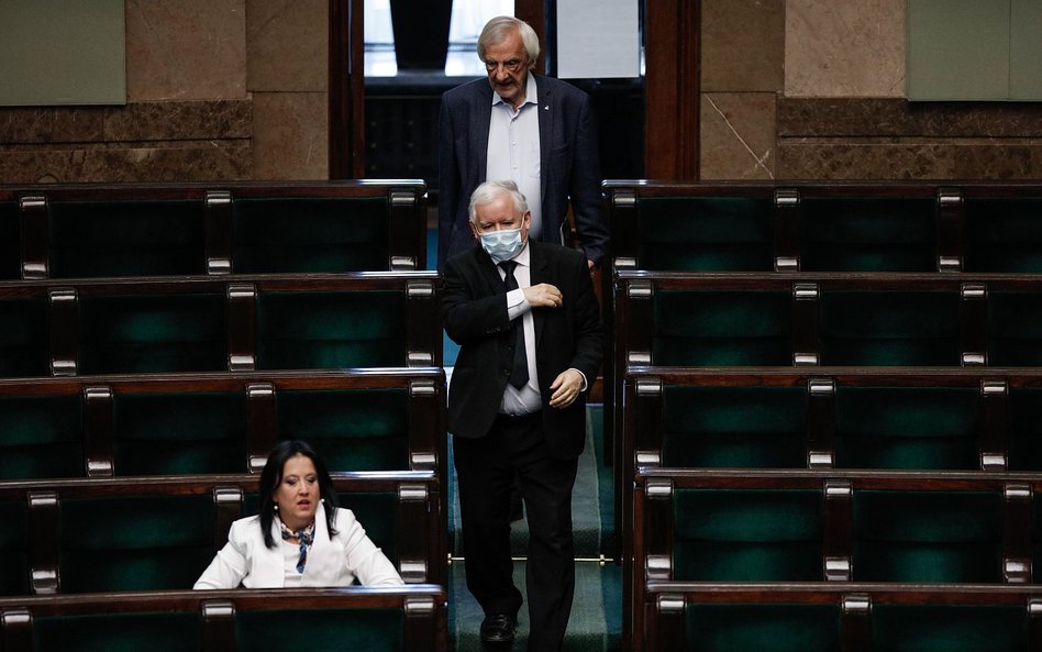 Tomasz Pietryga: Koronawirusowa patolegislacja