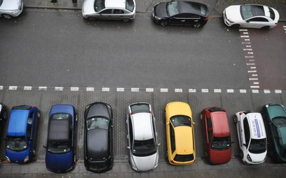 W Polsce udział samochodów z silnikami wysokoprężnymi zmalał w pierwszym półroczu o 3,5 proc. i spad