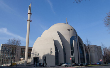 Jeden z największych meczetów Niemczech w Kolonii zbudowany z pieniędzy tureckich